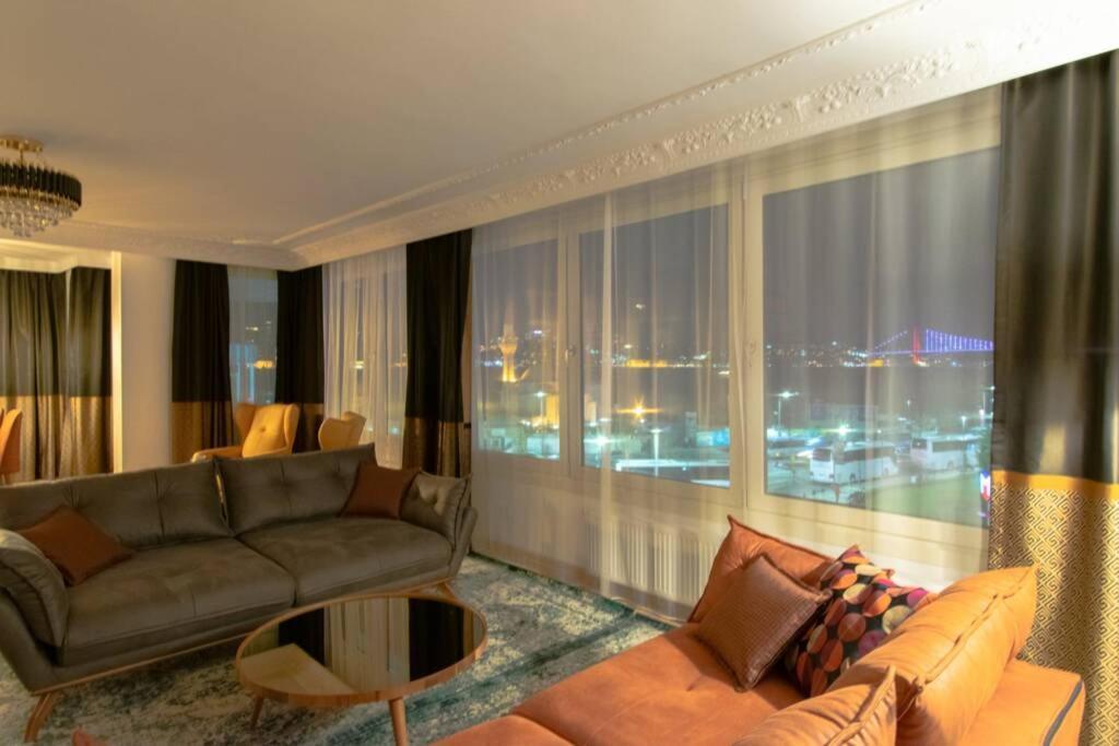 Charming Suite Bosphorus View 伊斯坦布尔 外观 照片